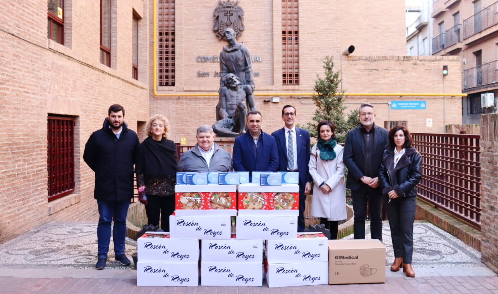 El PP de Granada entrega material sanitario y roscones de reyes a la Orden de San Juan de Dios 